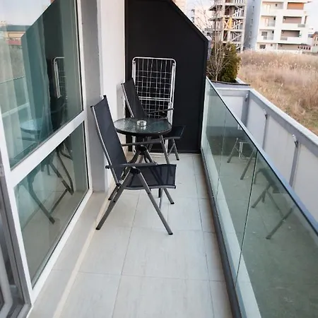 Sunny Blue Apartment *