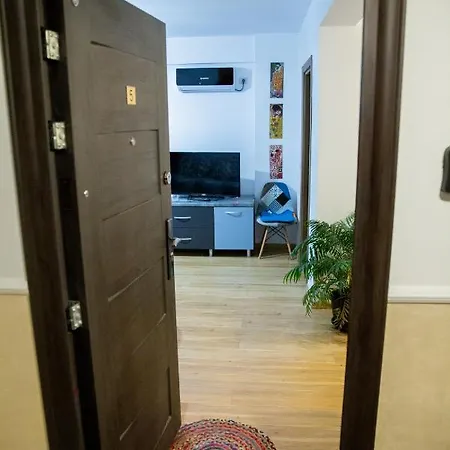 Sunny Blue Năvodari